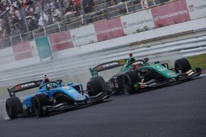 福住仁嶺、ランク首位坪井を豪快にオーバーテイクしSUGOで3位。阪口晴南のおかげ？「ラインを真似してみようと思った」