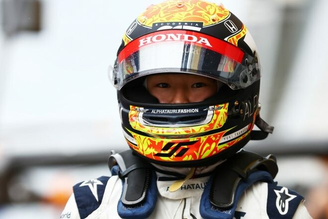 角田裕毅、Q2進出果たし予選13番手「満足のいく一日。チームのおかげでマシンが整い、自信が増した」／F1第15戦