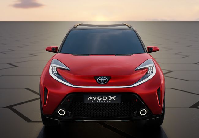 トヨタ新型アイゴｘプロローグ 欧州で発表 ａセグメントのコンパクトハッチバック カー アンド ドライバー 自動車情報サイト 新車 中古車 Carview