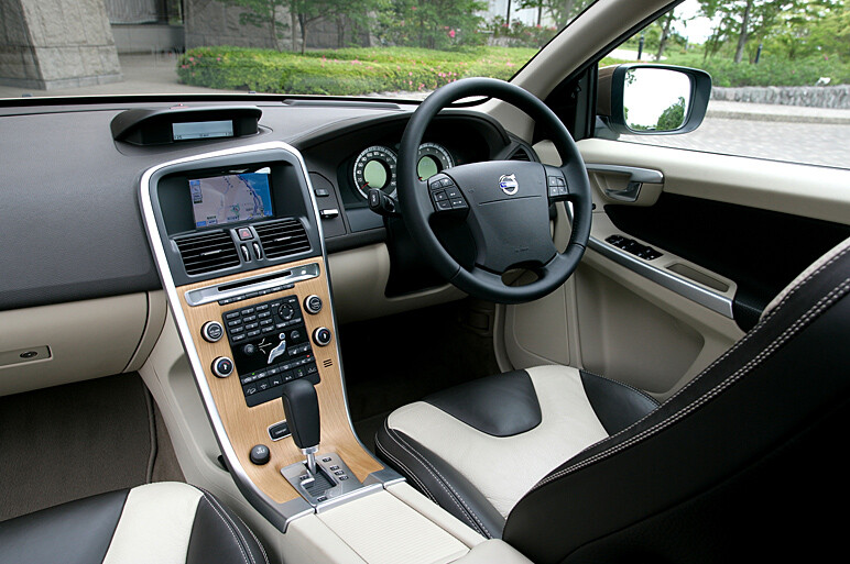 日本デビューに期待大!　ボルボXC60英国仕様