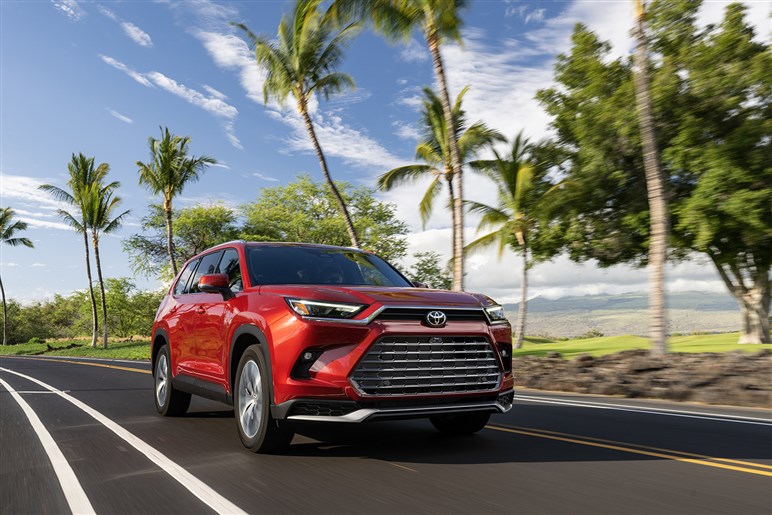 【スライドドアも完備!?】「センチュリーSUV」に豪華ロングホイールベース仕様の追加はあるのか？