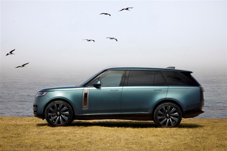 【スライドドアも完備!?】「センチュリーSUV」に豪華ロングホイールベース仕様の追加はあるのか？