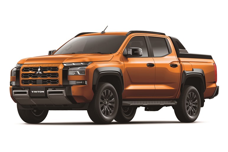 スバルが“ゴツ系SUV”の頂点モデルを発表。ランクル300やトライトンも二度見するマッチョボディが話題に