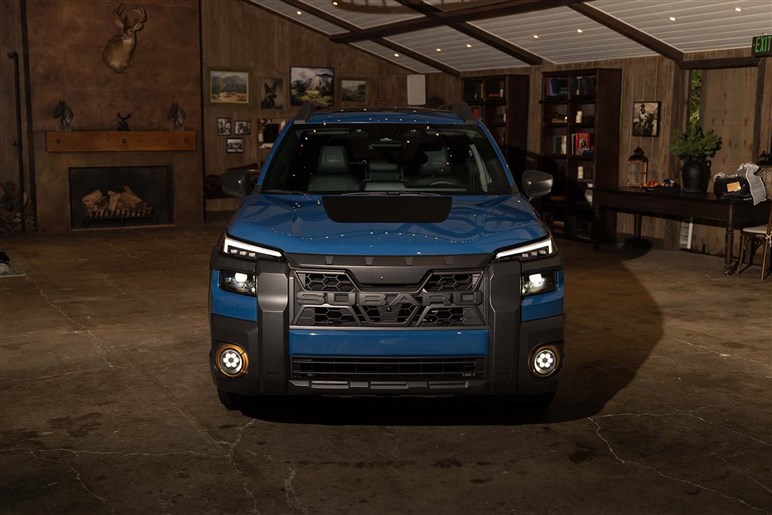スバルが“ゴツ系SUV”の頂点モデルを発表。ランクル300やトライトンも二度見するマッチョボディが話題に