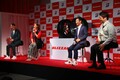 「もう“脱帽”ですね、このグリップ感は」──佐藤琢磨がブリヂストンの新スタッドレス「ブリザック WZ-1」の氷上性能に驚愕