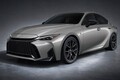 レクサス 新型「IS」世界初公開！スポーティさ磨き上げた精悍なスタイリングへ