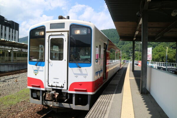 所要7時間超えの「ロングラン快速」が運転へ “日本一長い三セク路線”を全線走破しJRに直通！