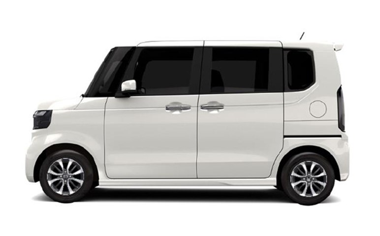 【やっぱり王者は強かった】ホンダ「N-BOX」、2025年上半期の新車販売台数で1位を獲得…登場から14年で累計284万を突破