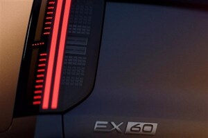 【XC60はもう時代遅れ？】次世代ソフトウェアSUV「EX60」の登場が示すボルボ電動化の現在地