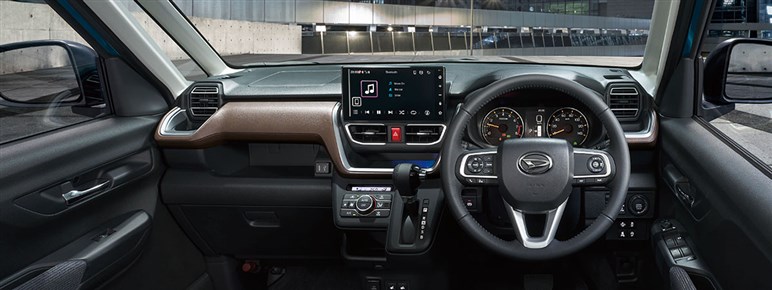 【ダイハツ復活！】新型「ムーヴ」が販売好調で目標の5倍となる月3万台を達成。人気グレードは上級RSとG。人気カラーは？