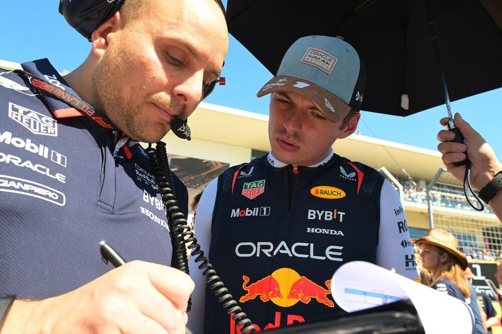 フェルスタッペン、“相棒”ランビアーゼ不在でF1オーストリアGPに臨む。代役レースエンジニアは元リカルド担当