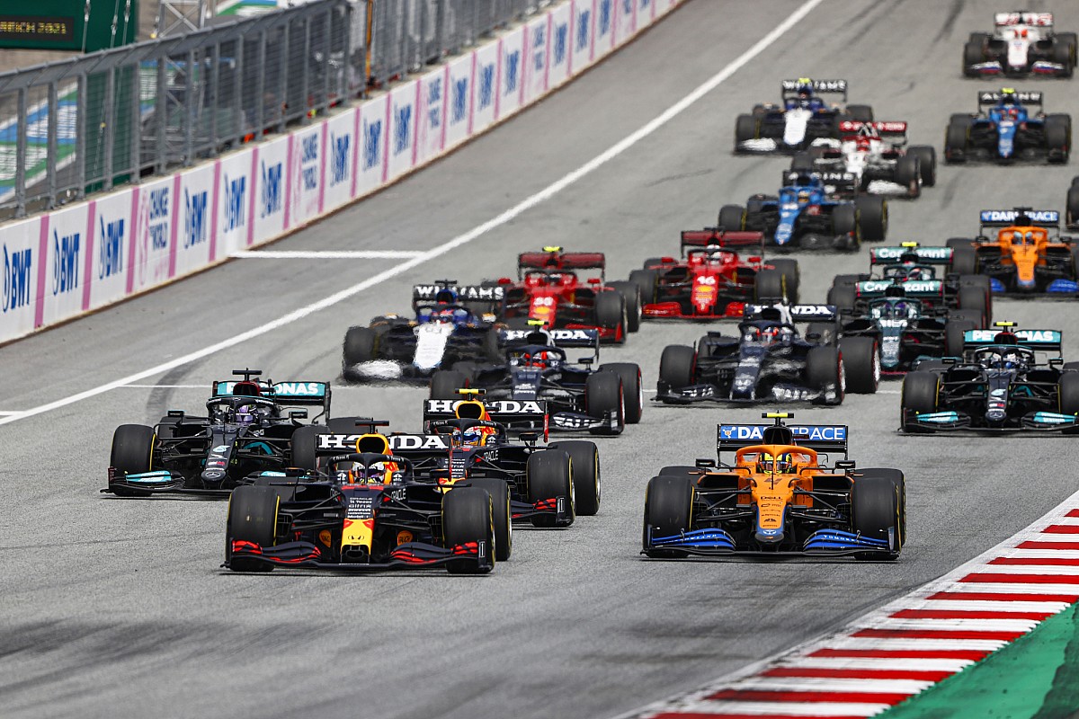 8月からフジテレビoneでもf1関連番組がスタート F1の面白さ伝える 初心者ガイドブック を放送 Motorsport Com 日本版 自動車情報サイト 新車 中古車 Carview