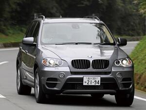 2代目BMW X5 xDrive35iはマイナーチェンジで大幅な効率化に成功【10年ひと昔の新車】