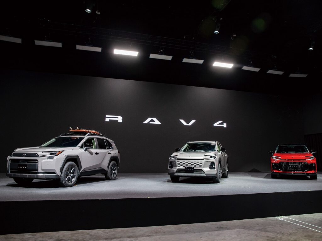 注目の新型「RAV4」 フルモデルチェンジで何が変わった？人気SUV進化のポイント