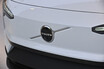 日本での使い勝手抜群なコンパクトサイズ！　ブランド史上最小の電気自動車「ボルボ EX30」の日本導入が決定
