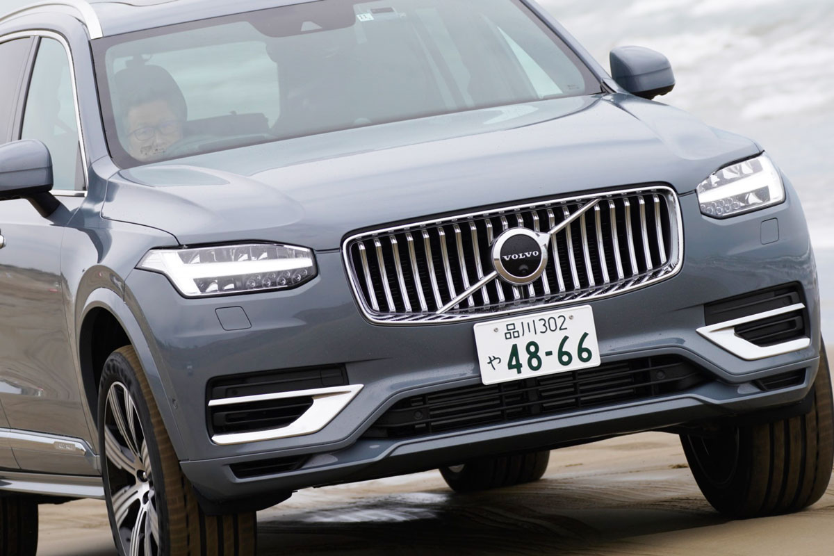衝撃の全車電動化で実際どう ボルボの旗艦phv Xc90リチャージは国産電動suv以上の実力派 ベストカーweb 自動車情報サイト 新車 中古車 Carview