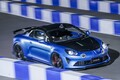 F1ドライバーが夜の東京を爆走!? オコン選手が極狭カートコースをアルピーヌ「A110R」で記録したタイムがさすがだった