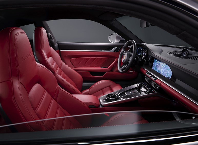 【高額注意】375万円ホイール＆270万円ウイング！ 米チューナーが手がけるポルシェ「992」用カスタム現る