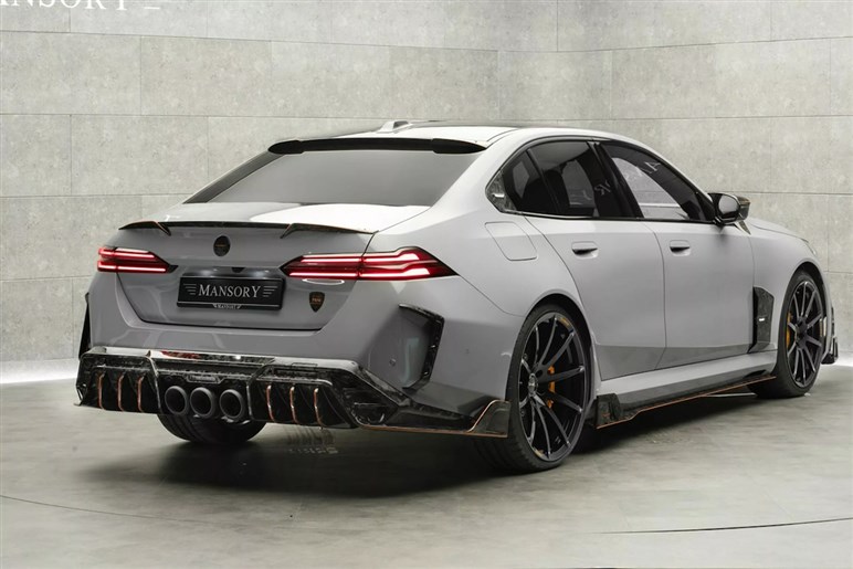 これがドイツ流の狂気！ マンソリーがBMW「M5」を“スーパーカー殺しの最強セダン”に育成完了