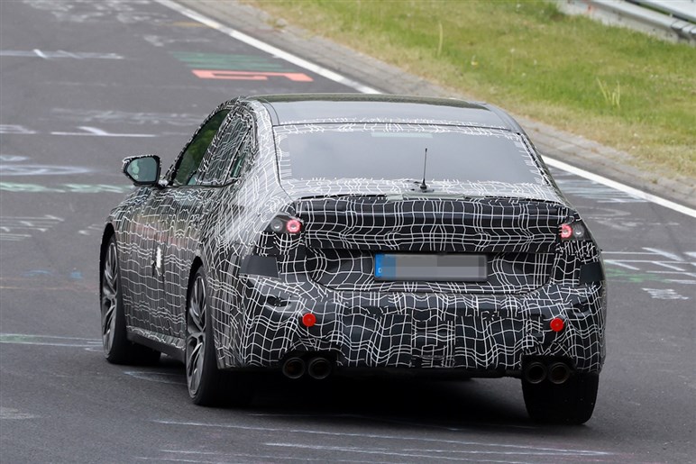【M3だけじゃない】M340iが「M350」に進化！ BMWが密かに育てていた“怪物セダン”の正体とは？