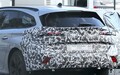 プジョー「e-308 SW」改良型を初スクープ！ 新デザイン＆3本爪ライトでEVワゴン戦線に再突入