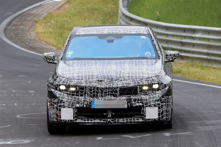 【M3だけじゃない】M340iが「M350」に進化！ BMWが密かに育てていた“怪物セダン”の正体とは？