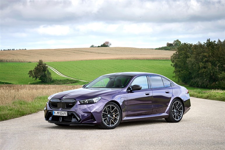 これがドイツ流の狂気！ マンソリーがBMW「M5」を“スーパーカー殺しの最強セダン”に育成完了