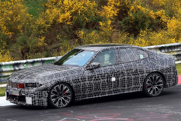 【M3だけじゃない】M340iが「M350」に進化！ BMWが密かに育てていた“怪物セダン”の正体とは？