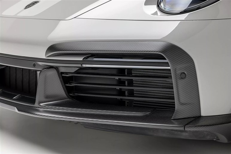 【高額注意】375万円ホイール＆270万円ウイング！ 米チューナーが手がけるポルシェ「992」用カスタム現る