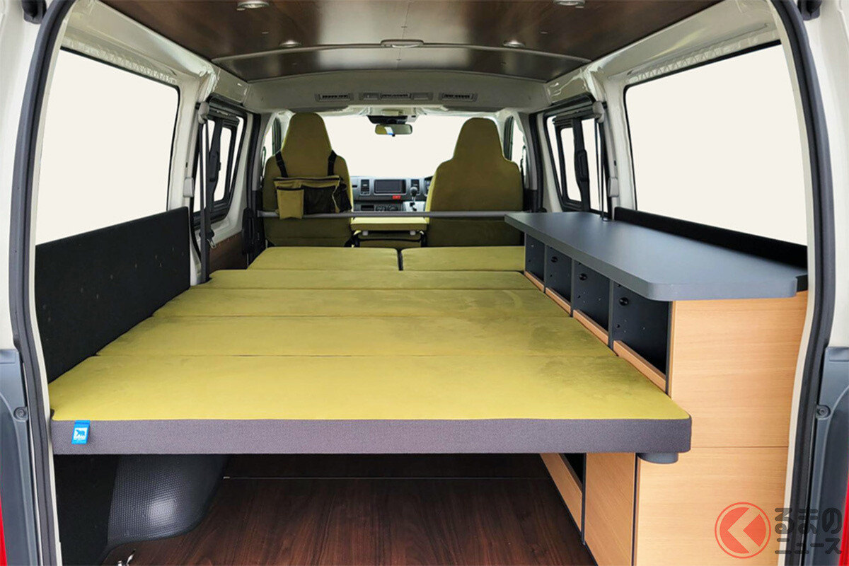 新色追加！訳有り！ハイエース後席用テーブル lot50 車中泊 新色追加！訳有り！ハイエース後席用テーブル lot50 車中泊