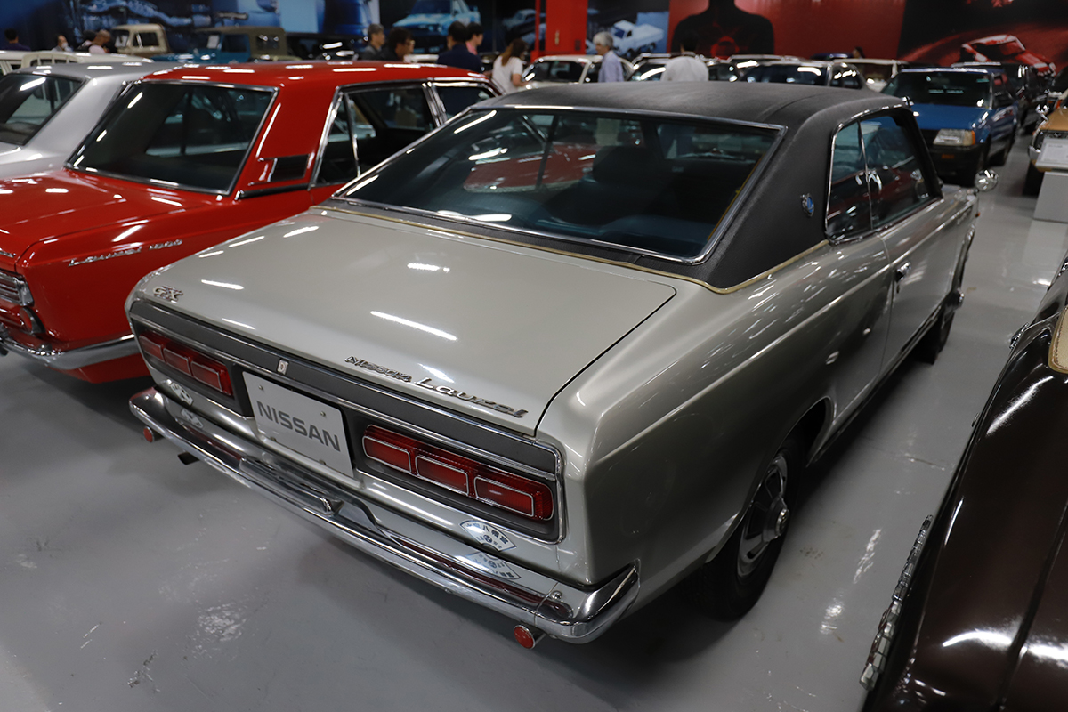 ブタケツ に ビバリーヒルズ 昭和の ツッパリ 憧れの的だった 日産ローレル の足跡 Auto Messe Web 自動車情報サイト 新車 中古車 Carview