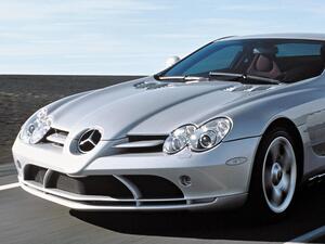マクラーレンとのコラボで誕生したスーパースポーツ「メルセデス・ベンツ SLRマクラーレン」【スーパーカークロニクル・完全版／053】