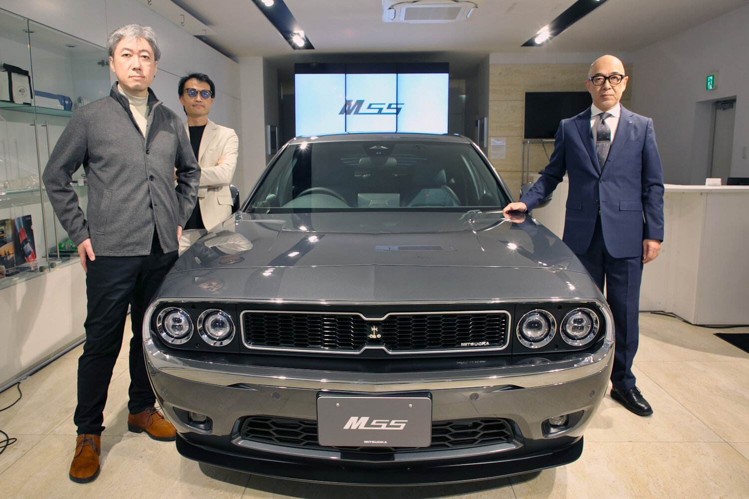 ミツオカの新型「M55」が808万5000円で申込受付開始！ 2025年モデルは100台限定で6MTのみ…全国のミツオカ販売拠点へ急げ！