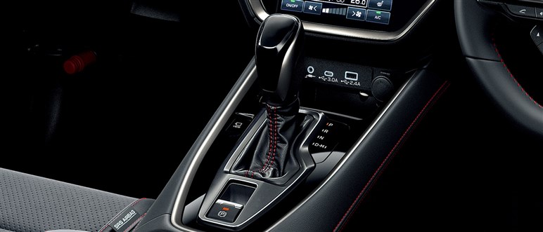 スバル「WRX S4」改良、新色パープル追加＆先進安全装備アップデート。特別仕様車も…448万円から