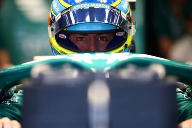 俺を抜くにはまだ早いぜ、ルーキー。いぶし銀アロンソがボルトレトとの師弟対決を“頭脳”で制す「混乱させるために様々な手を使った」