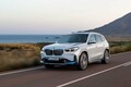BMW 新型X1発表　電気自動車のiX1は最大航続距離465km