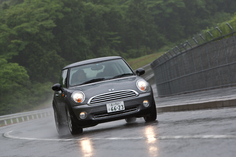 ミニ・ワン試乗、排気量アップで燃費もアップ！