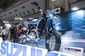 スズキの400ccが刺激的すぎる！ オフ&モタードが楽しいDR-Z400後継機「DR-Z4S/SM」に注目！【東京モーターサイクルショー2025】