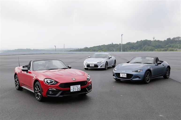 アバルト124スパイダー試乗速報。ロードスターと走りはどう違うのか？