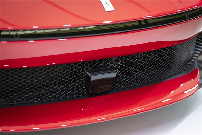 【日本初披露】フェラーリ新型「アマルフィ」上陸。2＋2クーペ×V8エンジン搭載の「ローマ」後継グランドツアラー