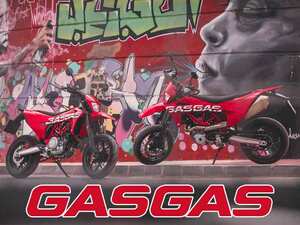 【GASGAS】バイカーズパラダイス南箱根で「KTM グループ Xmas FESTIVAL with バイパラサンタ」を12/3～25に開催！