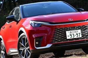 レクサスのコンパクトSUV「LBX」の新グレードとは？ “セミオーダー仕様”で人気のコーデを楽しめる「アクティブ」はスポーティな仕立てと熟成の走りが魅力的