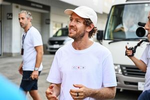 ベッテル、学問の世界へ。ハーバード・ビジネススクールでスポーツ＆エンタメ等のビジネス課程を修了
