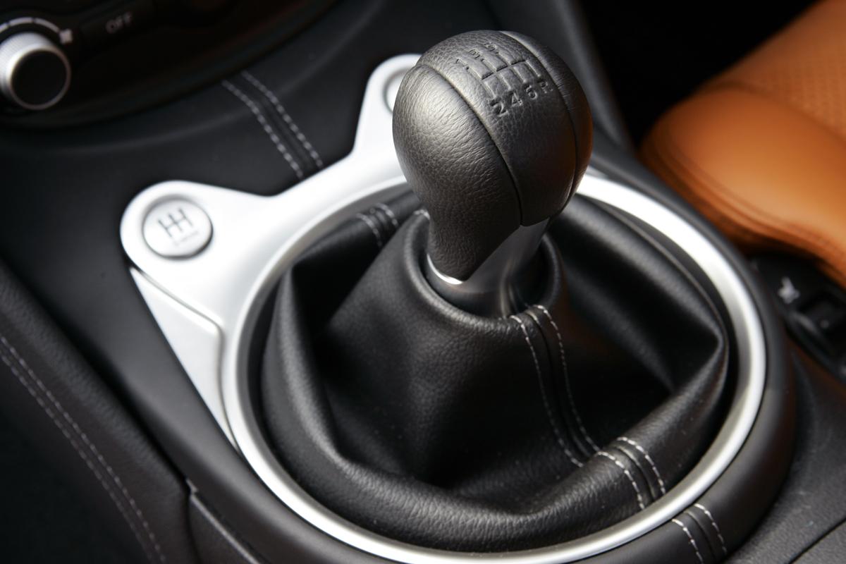 同じメーカーなのに 違う 場合も Mtの リバースギヤ の位置はなぜバラバラなのか Web Cartop 自動車情報サイト 新車 中古車 Carview