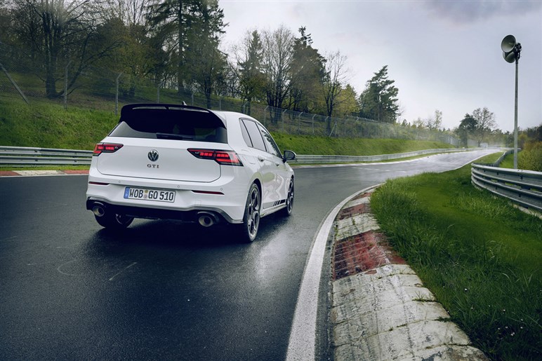 【FFゴルフ最強】ニュルモード搭載「GTI クラブスポーツ」。価格も、日本に入るのかも気になる！