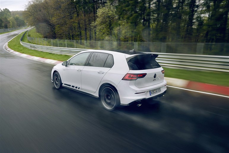 【FFゴルフ最強】ニュルモード搭載「GTI クラブスポーツ」。価格も、日本に入るのかも気になる！