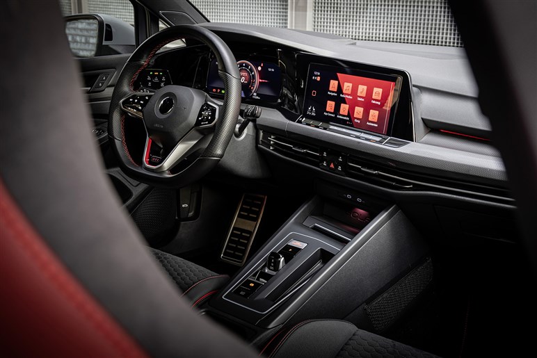 【FFゴルフ最強】ニュルモード搭載「GTI クラブスポーツ」。価格も、日本に入るのかも気になる！