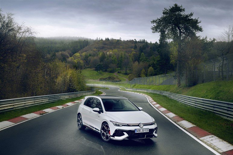 【FFゴルフ最強】ニュルモード搭載「GTI クラブスポーツ」。価格も、日本に入るのかも気になる！