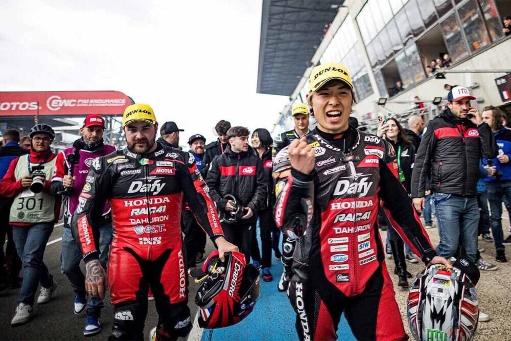 EWCの歴史上最多、レース全体で202クラッシュ、13チームがリタイア!! 実は台本があるんじゃないの!? ル・マン24時間はそんなドラマを多数乗り越えての2位表彰台！ レーシングライダー石塚健のレースレポート