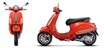 オレンジ色のスポーティーなボディが印象的なベスパの125ccスクーター「プリマベーラS 125 ABSスペシャルエディション」